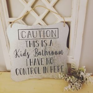 Caution this is a kids bathroom 😂